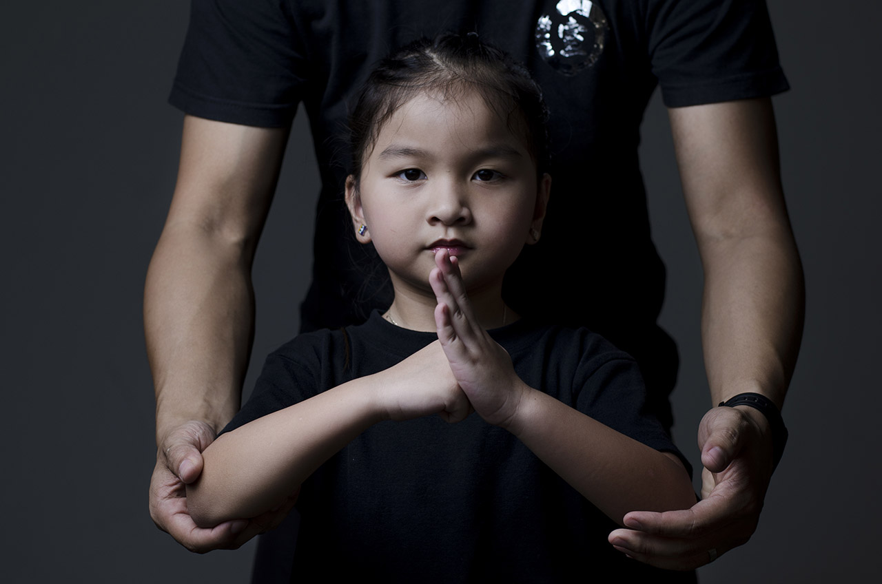 Wushu girl fist and palm Wushu girl fist and palm